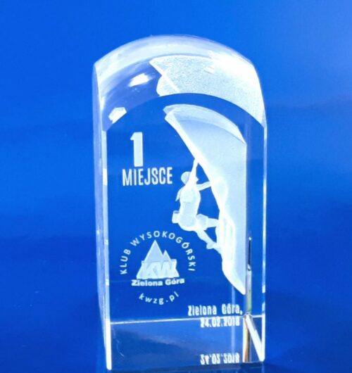 Kryształowy obelisk grawerowany. Nagroda zawody wspinaczkowe