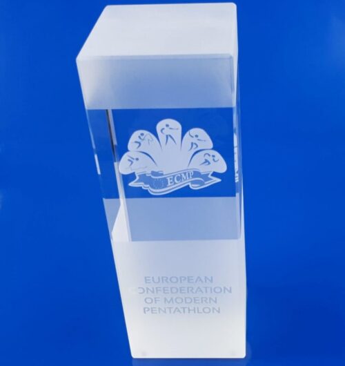 Kryształowa bryła piaskowana artystycznie