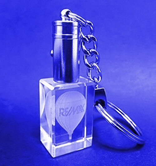 kryształowy brelok podświetlany