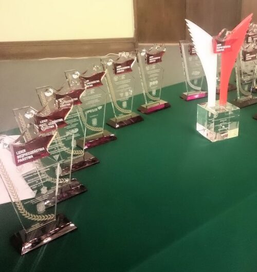 Statuetki szklane dla Lider Bezpieczeństwa Państwa. Produkcja Laser 3D