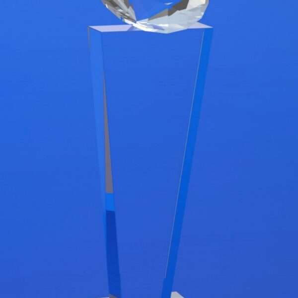 Szklana statuetka z diamentem z grawerem 3D – prestiżowe trofeum biznesowe Diamenty Biznesu